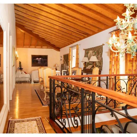 Casal De Gaieta Adults * سا بوبلا